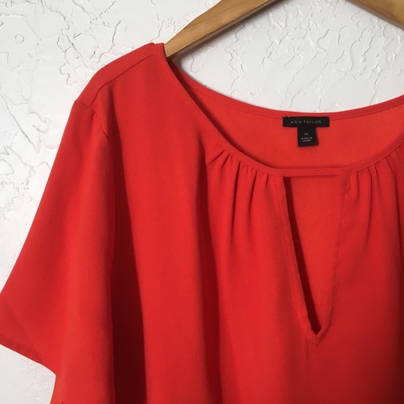 Ann Taylor short sleeve blouse - Picture 2 of 3